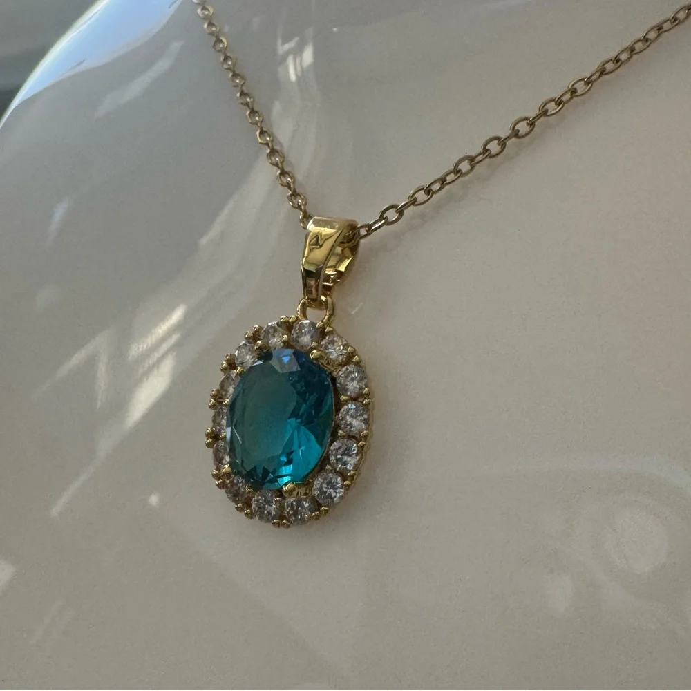 Ocean Blue Crystal Pendant Made with Authentic Swarovski Crystals - Picture 5 of 8